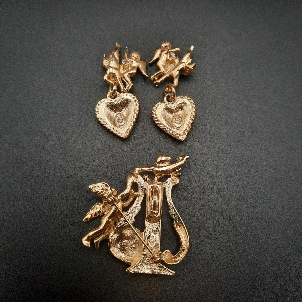 Vintage Premier Designs Gold-tone Cherub Brooch/Pendant & Earring‎ Set